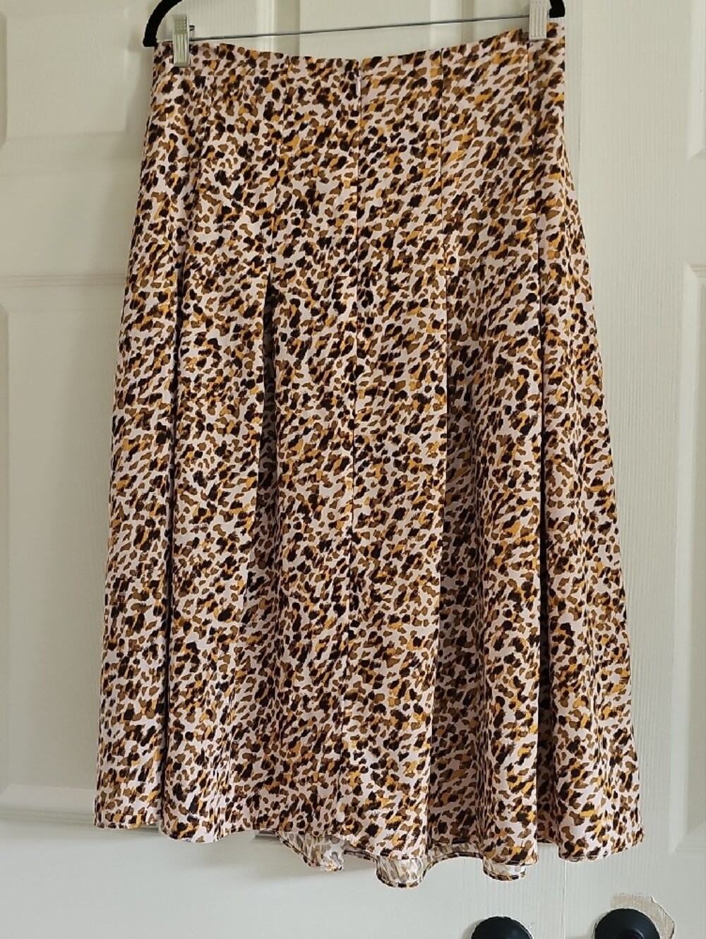 Ann Taylor Leopard-Print A-Line Midi Skirt in Brown and Cream - Picture 4 of 8